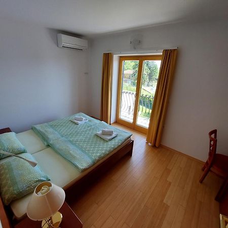 Apartmaji Fizine Portorož Rum bild
