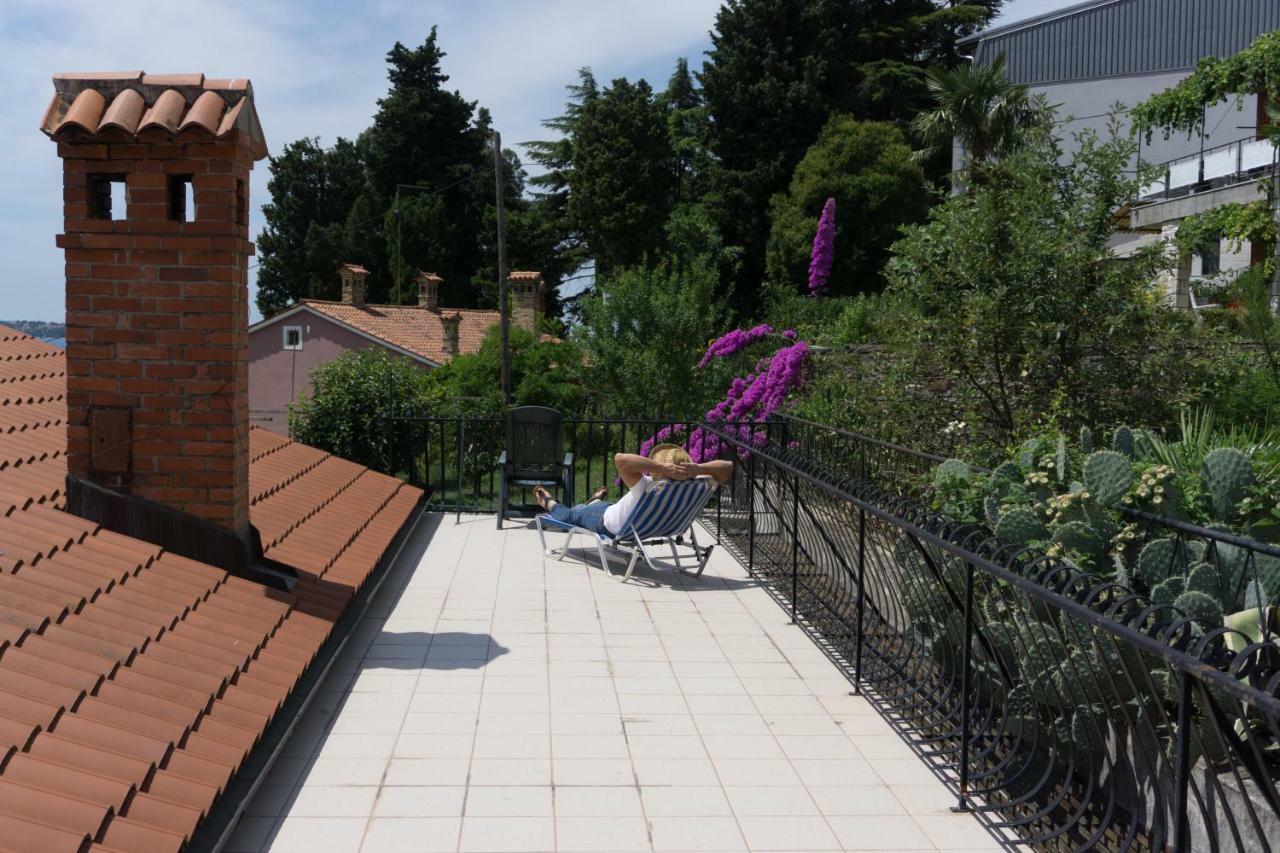 Apartmaji Fizine Portorož Exteriör bild